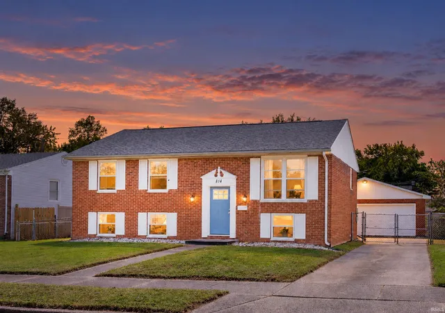 Photo 1 of Manufactured home for sale at 814 Dover Ct, Evansville, IN 47710 | MLS# 202641724 | Listing updated on 2026-10-08