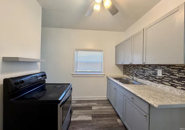 Photo 2 of Manufactured home for sale at 1317 College St, South Bend, IN 46628 | MLS# 202641736 | Listing updated on 2026-10-14