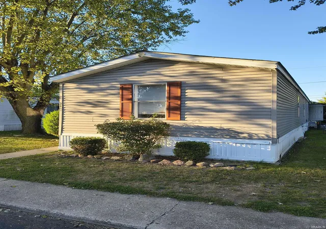 Photo 2 of Manufactured home for sale at 2900 N Apperson Way #Lot 26, Kokomo, IN 46901 | MLS# 202641757 | Listing updated on 2026-10-12