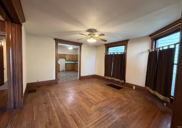 Photo 4 of Manufactured home for sale at 424 10th Street, Logansport, IN 46947 | MLS# 202641799 | Listing updated on 2026-10-14