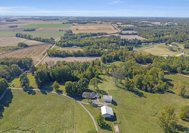 Photo 3 of Sale Pending at 2716 E State Rd 64, Princeton, IN 47670 | MLS# 202641863 | Listing updated on 2026-10-12