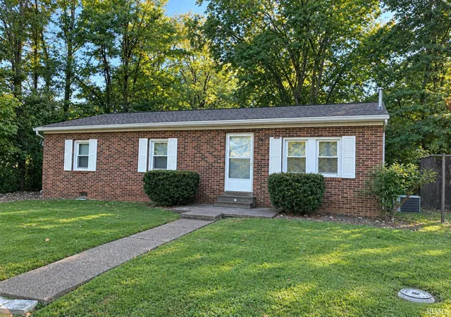Photo 1 of Sale Pending at 10535 Hillview Dr, Evansville, IN 47720 | MLS# 202641872 | Listing updated on 2026-10-10