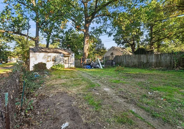 Photo 3 of Single family home for sale at 1722 Obrien St, South Bend, IN 46628 | MLS# 202641885 | Listing updated on 2026-10-09