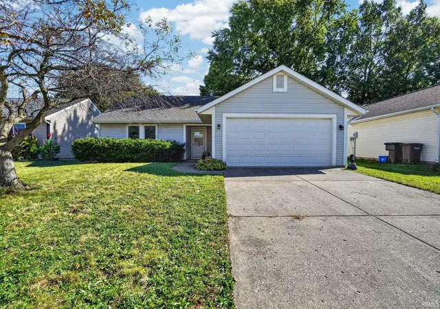 Photo 2 of Sale Pending at 3333 Sussex Ln, Lafayette, IN 47909 | MLS# 202641897 | Listing updated on 2026-10-10