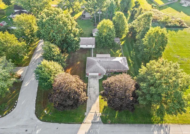 Photo 3 of Manufactured home for sale at 11 Country Aire Dr, Lafayette, IN 47905 | MLS# 202641913 | Listing updated on 2026-10-26