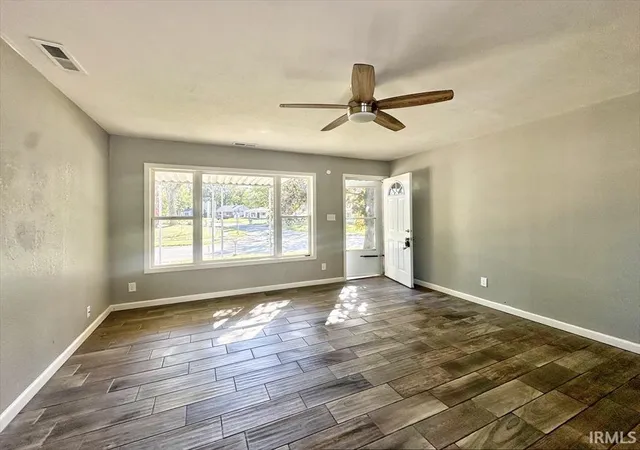 Photo 3 of Manufactured home for sale at 5222 Council Ring Blvd, Kokomo, IN 46902 | MLS# 202641917 | Listing updated on 2026-10-09