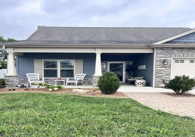 Photo 2 of Manufactured home for sale at 2439 Schick Dr, Kokomo, IN 46902 | MLS# 202641950 | Listing updated on 2026-10-21