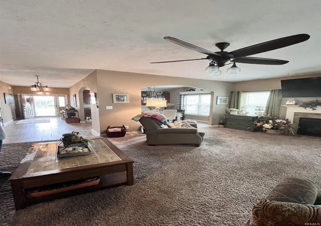 Photo 3 of Manufactured home for sale at 2439 Schick Dr, Kokomo, IN 46902 | MLS# 202641950 | Listing updated on 2026-10-21