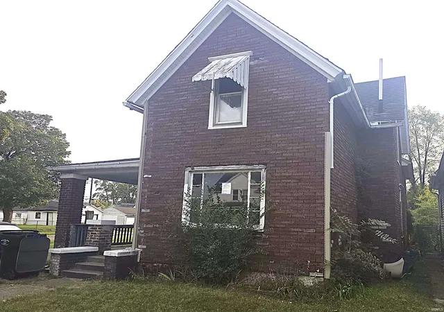 Photo 2 of Single family home for sale at 518 Johnson St, South Bend, IN 46628 | MLS# 202641992 | Listing updated on 2026-10-14