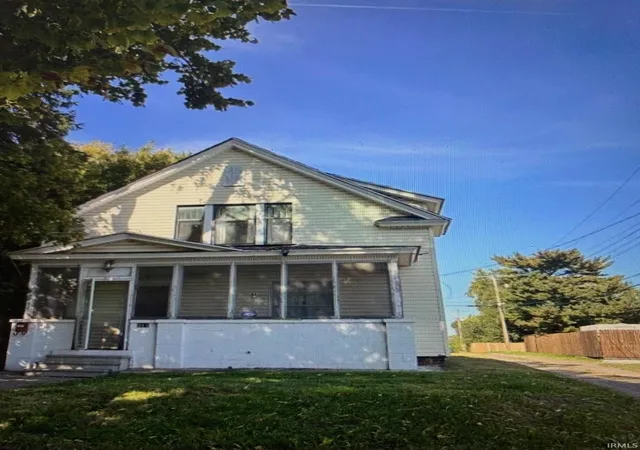 Photo 1 of Sale Pending at 311 W Ewing Ave, South Bend, IN 46613 | MLS# 202642003 | Listing updated on 2026-10-12