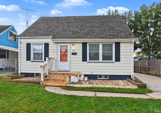 Photo 2 of Single family home for sale at 4034 W Washington St, South Bend, IN 46619 | MLS# 202642019 | Listing updated on 2026-10-09