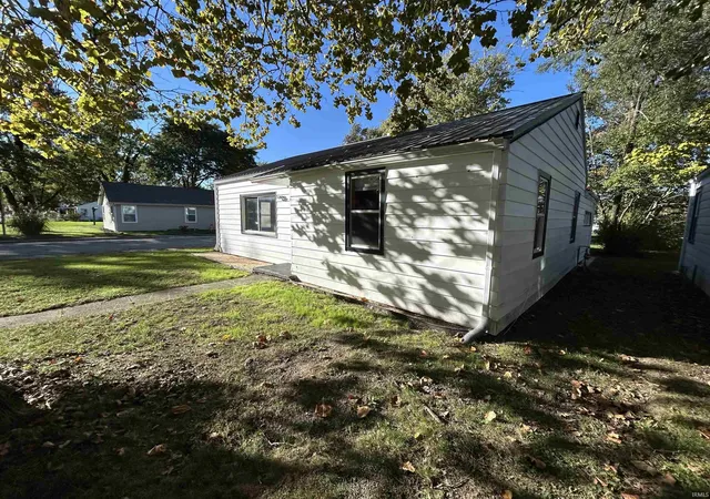 Photo 4 of Manufactured home for sale at 710 W Elm St, Hartford City, IN 47348 | MLS# 202642040 | Listing updated on 2026-10-09