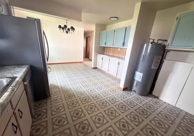 Photo 1 of Manufactured home for sale at 300 E Mayfair Ln, Hartford City, IN 47348 | MLS# 202642051 | Listing updated on 2026-10-12
