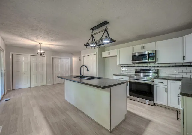 Photo 2 of Sale Pending at 626 S Ornament Cir, Santa Claus, IN 47579 | MLS# 202642094 | Listing updated on 2026-10-21