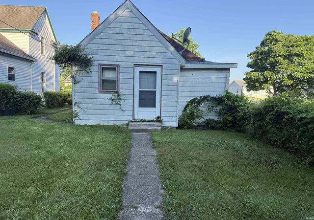 Photo 2 of Sale Pending at 218 Sadie St, South Bend, IN 46628 | MLS# 202642096 | Listing updated on 2026-10-10