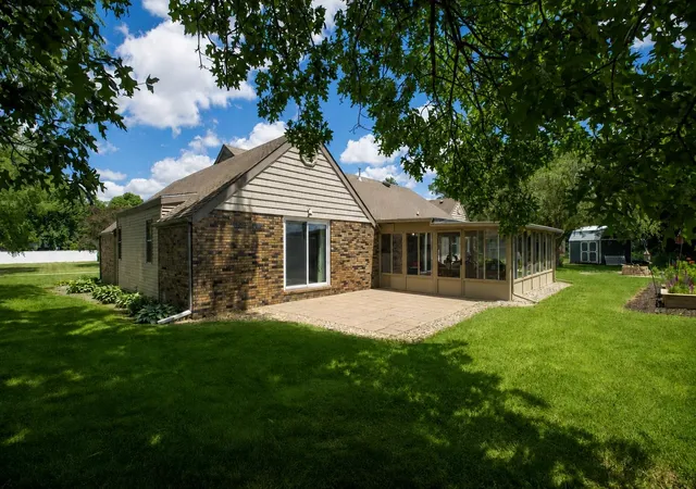 Photo 3 of Manufactured home for sale at 3321 Gregory Farm Village Dr, Rochester, IN 46975 | MLS# 202642117 | Listing updated on 2026-10-10