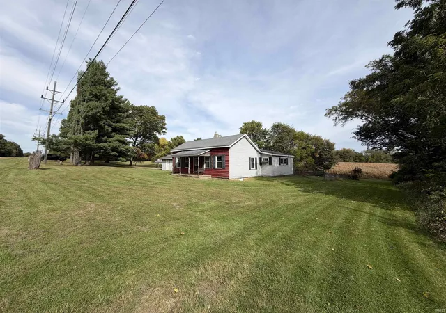 Photo 3 of Sale Pending at 5203 N Old US Hwy 31, Rochester, IN 46975 | MLS# 202642170 | Listing updated on 2026-10-13