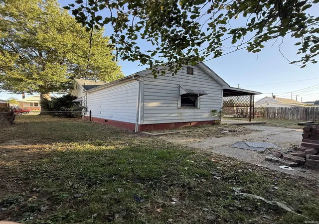 Photo 14 of Manufactured home for sale at 721 Adams Ave, Evansville, IN 47713 | MLS# 202642171 | Listing updated on 2026-10-12