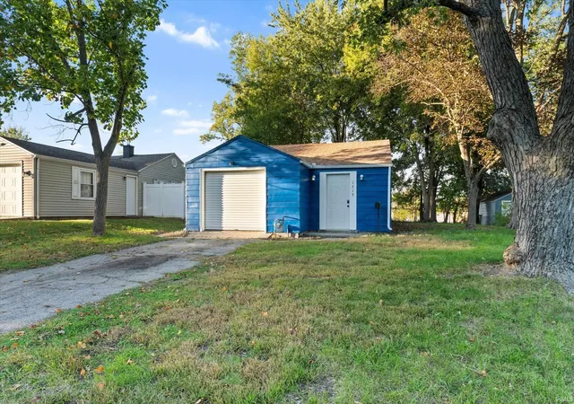 Photo 1 of Manufactured home for sale at 1715 Altgeld St, South Bend, IN 46614 | MLS# 202642175 | Listing updated on 2026-10-10