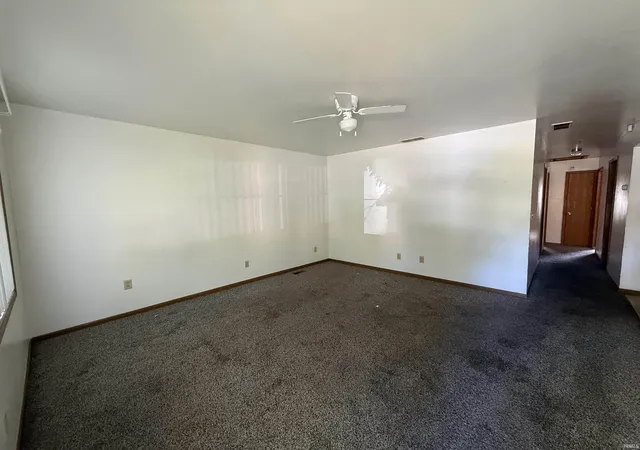 Photo 2 of Manufactured home for sale at 932 S Elliott St, Evansville, IN 47713 | MLS# 202642177 | Listing updated on 2026-10-11
