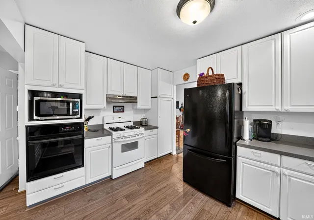 Photo 4 of Manufactured home for sale at 57271 Sandy Pine Trl, South Bend, IN 46619 | MLS# 202642208 | Listing updated on 2026-10-19