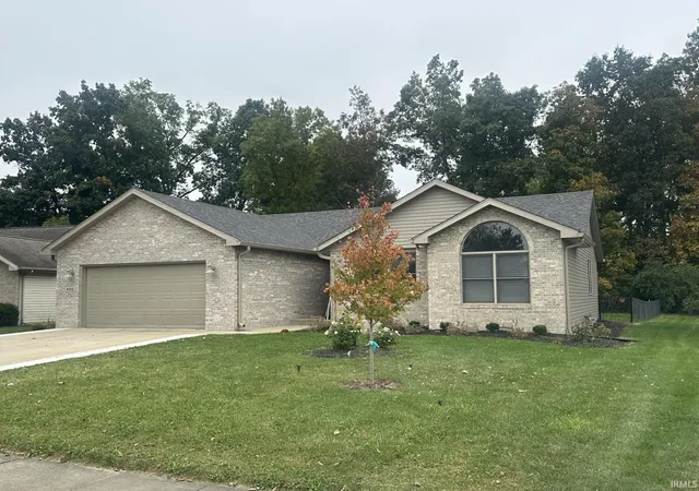 Photo 3 of Manufactured home for sale at 8319 W Ashford Ln, Muncie, IN 47304 | MLS# 202642243 | Listing updated on 2026-10-21