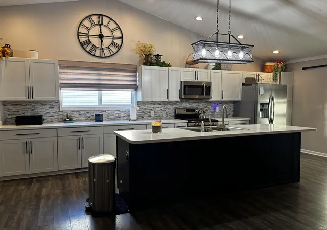 Photo 3 of Manufactured home for sale at 8319 W Ashford Ln, Muncie, IN 47304 | MLS# 202642243 | Listing updated on 2026-10-21