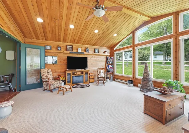 Photo 3 of Condo for sale at 705 B Arcadia Ct, Kendallville, IN 46755 | MLS# 202642255 | Listing updated on 2026-10-12