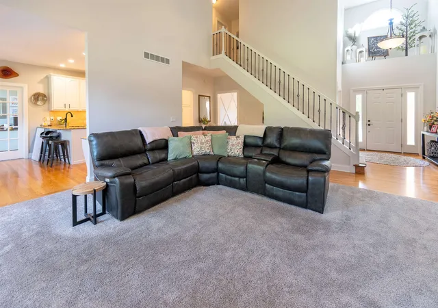 Photo 4 of Manufactured home for sale at 15022 Stransbury Ct, Granger, IN 46530 | MLS# 202642256 | Listing updated on 2026-10-29