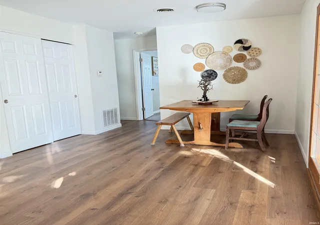 Photo 4 of Manufactured home for sale at 5504 N Winding Way, Muncie, IN 47304 | MLS# 202642262 | Listing updated on 2026-10-26