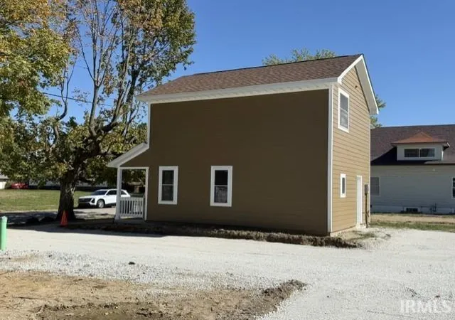 Photo 3 of Manufactured home for sale at 317 W Monroe St, Kokomo, IN 46901 | MLS# 202642272 | Listing updated on 2026-10-12
