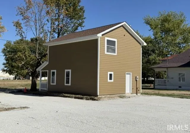 Photo 3 of Manufactured home for sale at 317 W Monroe St, Kokomo, IN 46901 | MLS# 202642272 | Listing updated on 2026-10-12