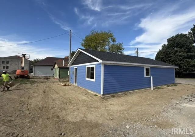Photo 3 of Manufactured home for sale at 307 W Monroe St, Kokomo, IN 46901 | MLS# 202642284 | Listing updated on 2026-10-12