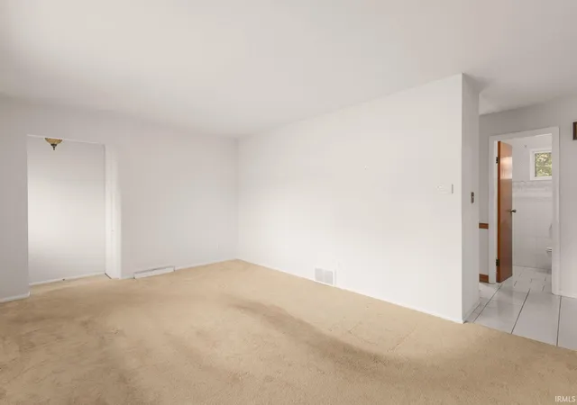 Photo 4 of Manufactured home for sale at 16344 Ronnies Dr, Mishawaka, IN 46544 | MLS# 202642302 | Listing updated on 2026-10-13