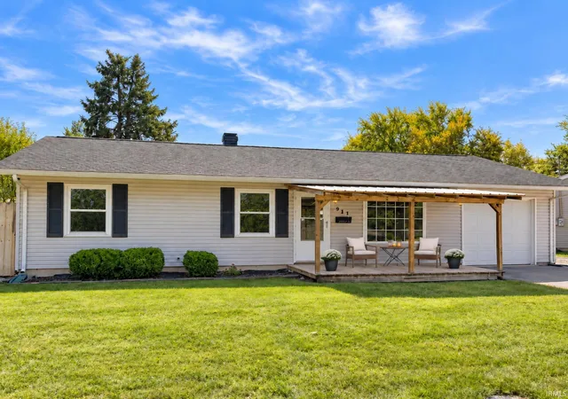 Photo 2 of Manufactured home for sale at 911 E Elmhurst St, Kokomo, IN 46901 | MLS# 202642327 | Listing updated on 2026-10-13