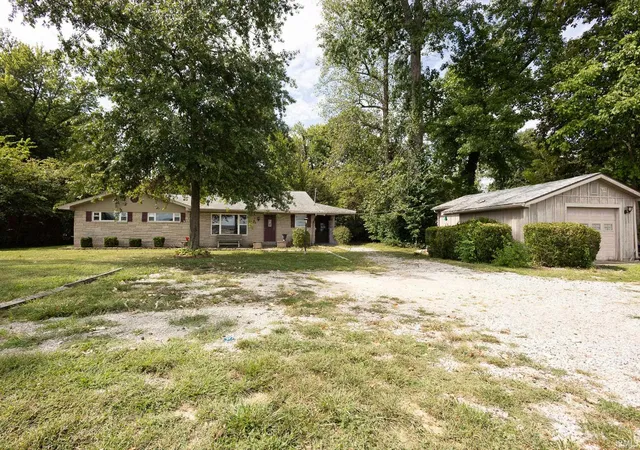 Photo 3 of Manufactured home for sale at 4100 N Green River Rd, Evansville, IN 47715 | MLS# 202642328 | Listing updated on 2026-10-19