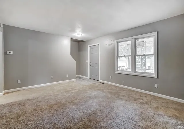 Photo 3 of Manufactured home for sale at 2607 Fox Ave, Fort Wayne, IN 46807 | MLS# 202642341 | Listing updated on 2026-10-12