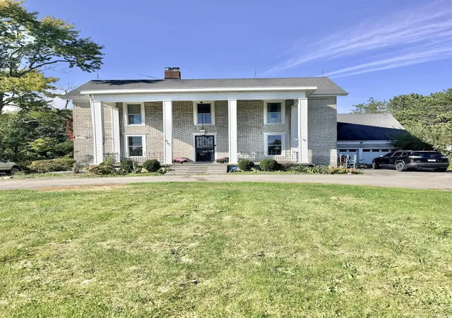 Photo 1 of Manufactured home for sale at 2101 N Benton Rd, Muncie, IN 47304 | MLS# 202642348 | Listing updated on 2026-10-16