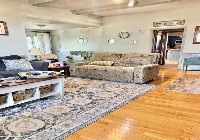Photo 3 of Manufactured home for sale at 2101 N Benton Rd, Muncie, IN 47304 | MLS# 202642348 | Listing updated on 2026-10-16