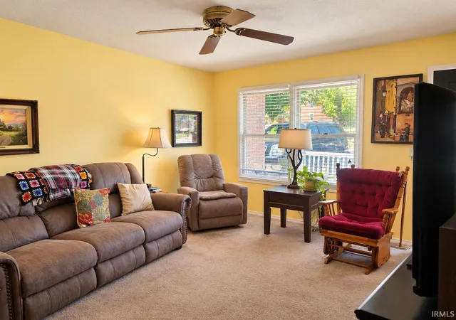 Photo 2 of Sale Pending at 6 Woodmere Dr, Washington, IN 47501 | MLS# 202642352 | Listing updated on 2026-10-15