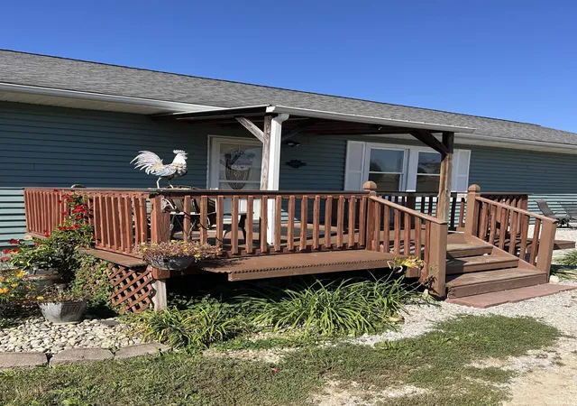 Photo 2 of Manufactured home for sale at 4700 Calico Dr, Mount Vernon, IN 47620 | MLS# 202642353 | Listing updated on 2026-10-13