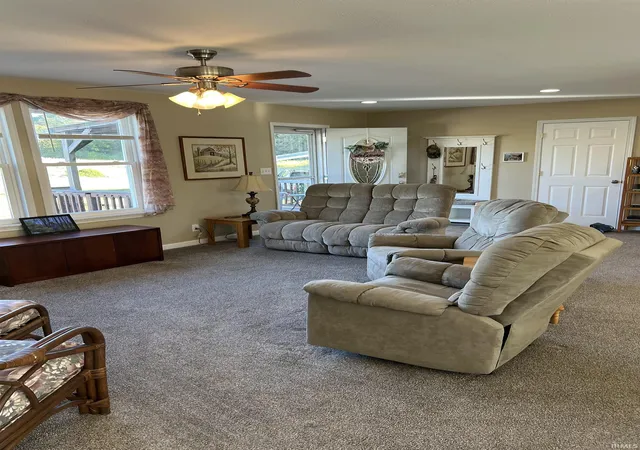 Photo 4 of Manufactured home for sale at 4700 Calico Dr, Mount Vernon, IN 47620 | MLS# 202642353 | Listing updated on 2026-10-13