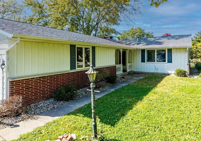 Photo 1 of Manufactured home for sale at 102 Riverview Rd, Warren, IN 46792 | MLS# 202642382 | Listing updated on 2026-10-28