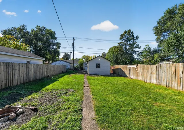Photo 3 of Manufactured home for sale at 709 Dundee St, South Bend, IN 46619 | MLS# 202642389 | Listing updated on 2026-10-13