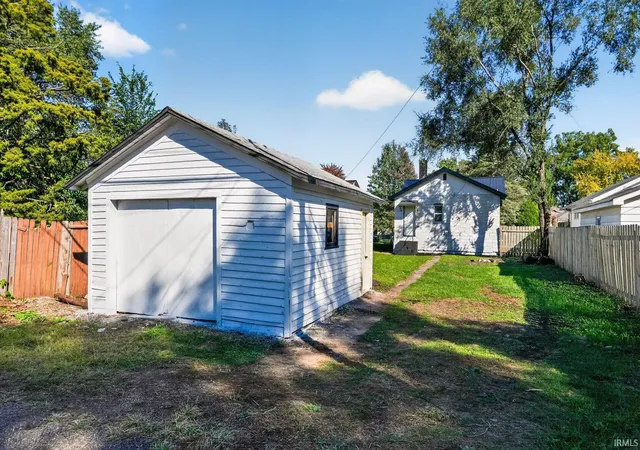 Photo 4 of Manufactured home for sale at 709 Dundee St, South Bend, IN 46619 | MLS# 202642389 | Listing updated on 2026-10-13
