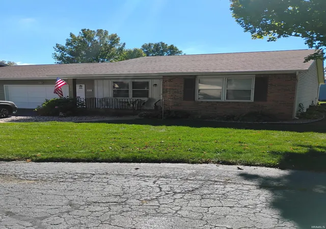 Photo 1 of Sale Pending at 5711 Bayswater Pl, South Bend, IN 46614 | MLS# 202642390 | Listing updated on 2026-10-14