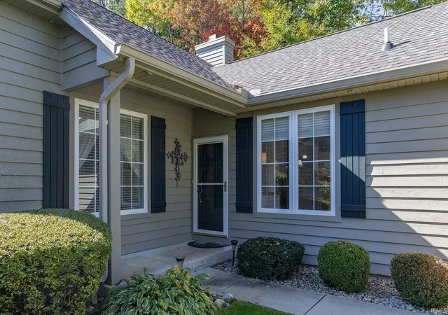 Photo 1 of Condo for sale at 1609 S Lake George Dr, Mishawaka, IN 46545 | MLS# 202642401 | Listing updated on 2026-10-21