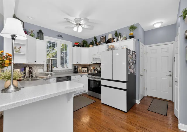 Photo 3 of Condo for sale at 1609 S Lake George Dr, Mishawaka, IN 46545 | MLS# 202642401 | Listing updated on 2026-10-21