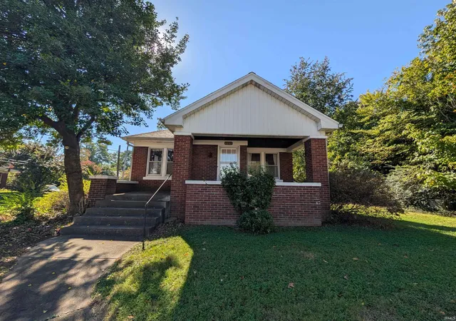 Photo 2 of Manufactured home for sale at 1221 Bayard Park Dr, Evansville, IN 47714 | MLS# 202642407 | Listing updated on 2026-10-13