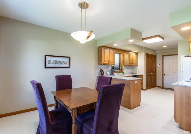 Photo 3 of Sale Pending at 6327 Langley Ct, Fort Wayne, IN 46815 | MLS# 202642408 | Listing updated on 2026-10-21